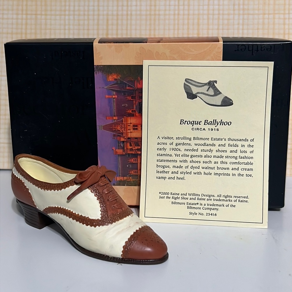 Just the Right Shoe "Brogue Ballyhoo" #25416 Collectible Miniature